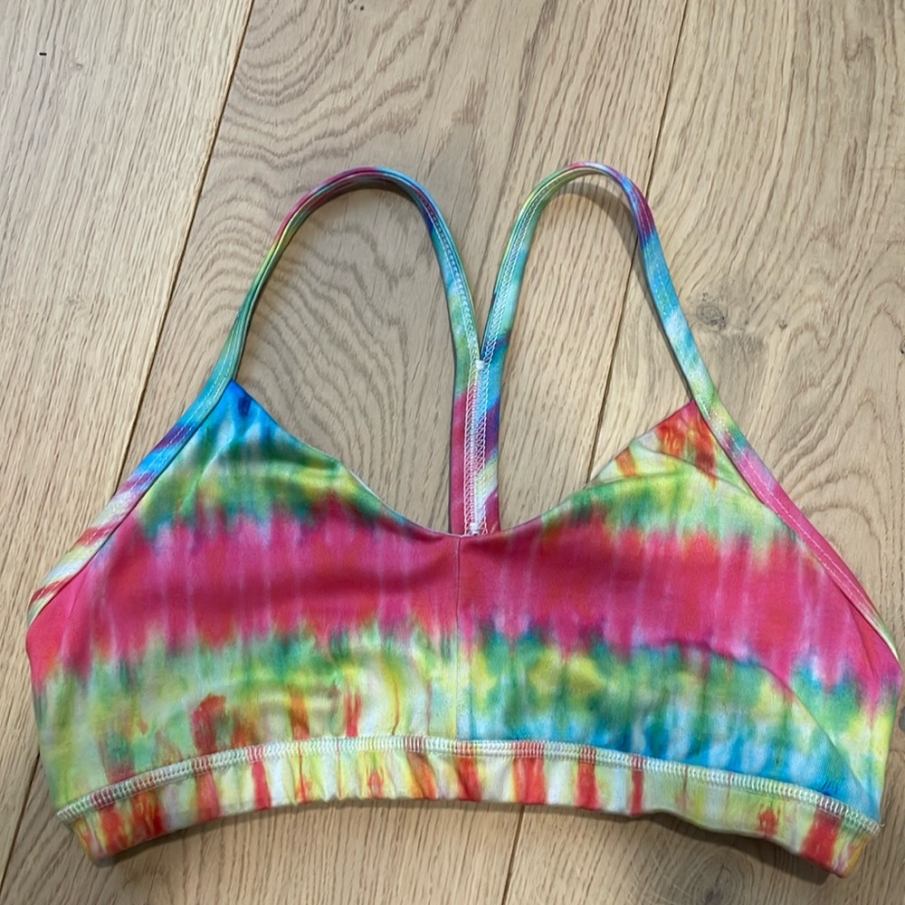 Fleo Rainbow Tie-Dye Sports Bra